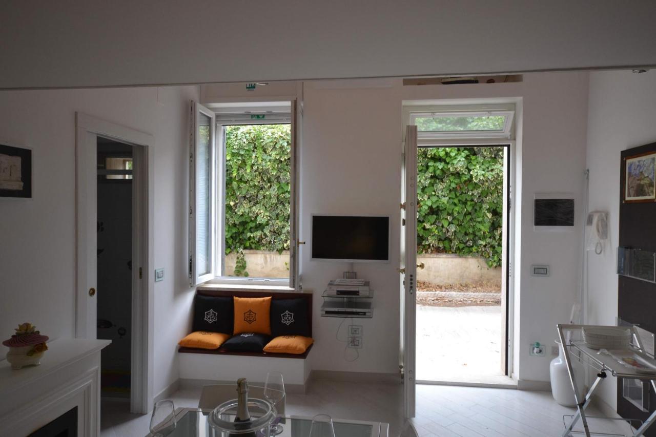 Golden Bay Bed and Breakfast Trani Εξωτερικό φωτογραφία